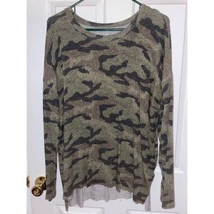 American Eagle Camo Plush Soft & Sexy Long Sleeve